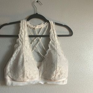 Cream bralette 👏